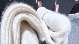 羊绒衫工厂：精纺羊绒与粗纺羊绒的区别在哪？